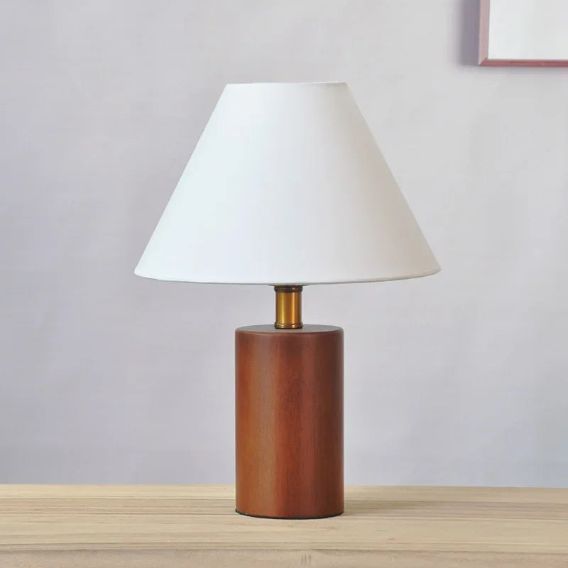 The Poise Lamp